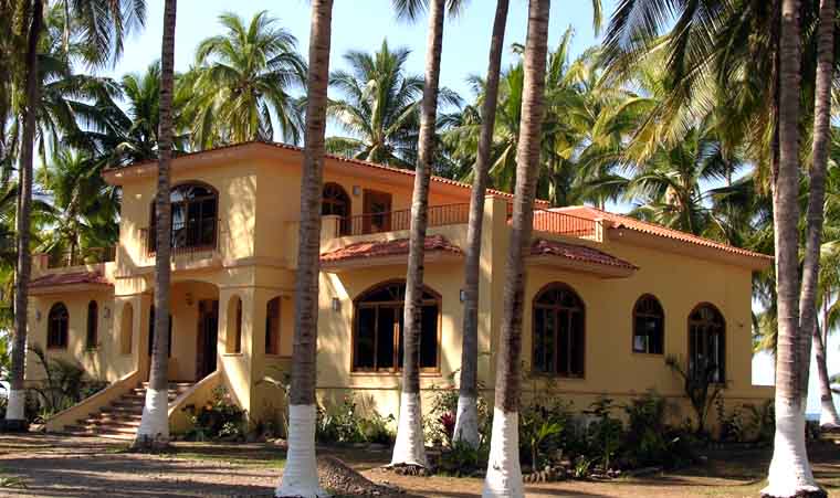 Casa Linda at Playa Las Tortugas